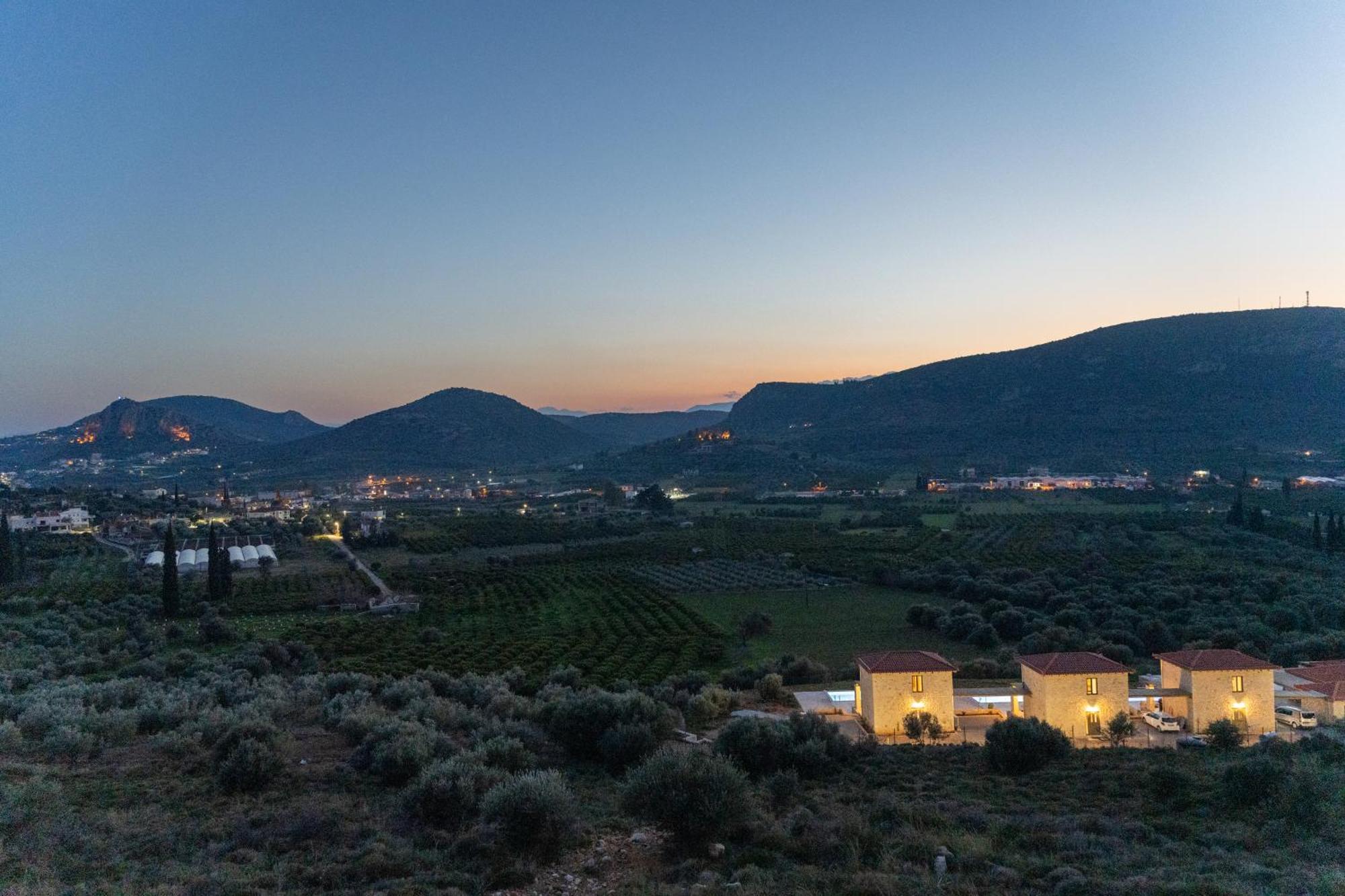 Gregory's Farm * Lefkakia