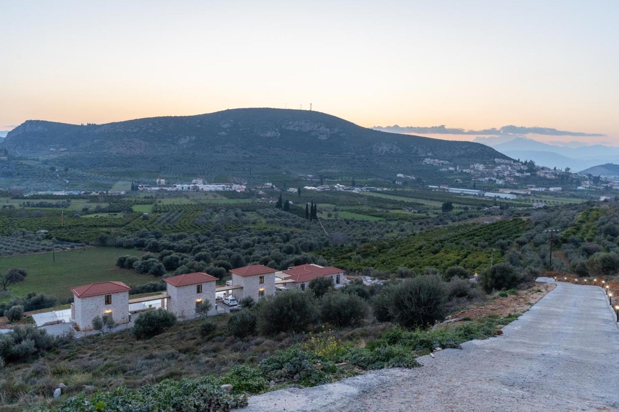 Gregory's Farm Lefkakia